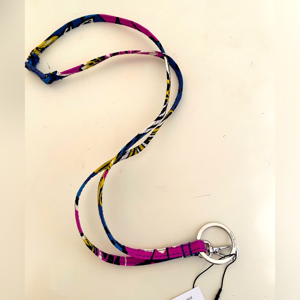 NWT VeraBradley African Violet Pattern, Breakaway Lanyard w/Keyring & Clip